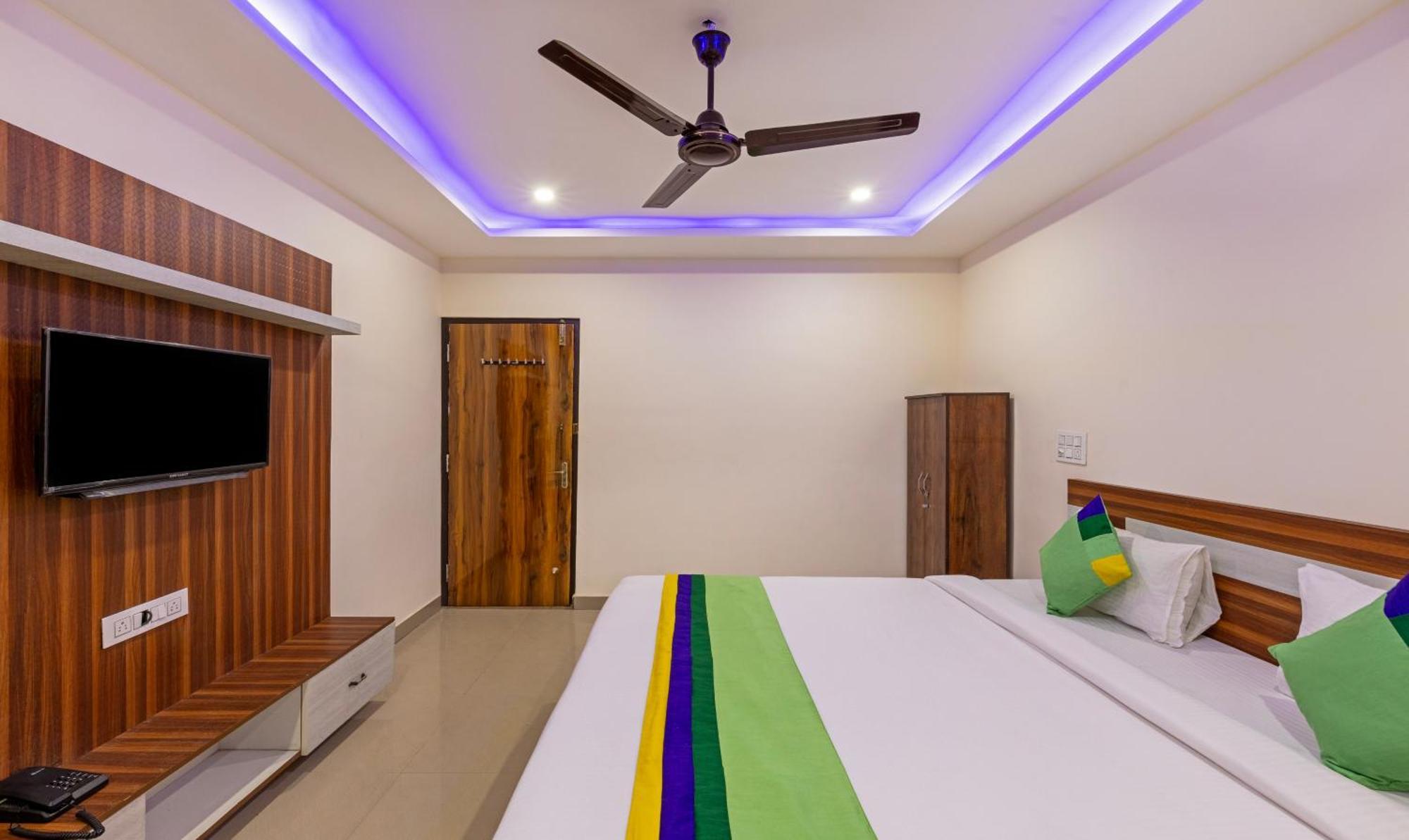 Treebo Nandi Comforts, Peenya Bangalore Exterior photo